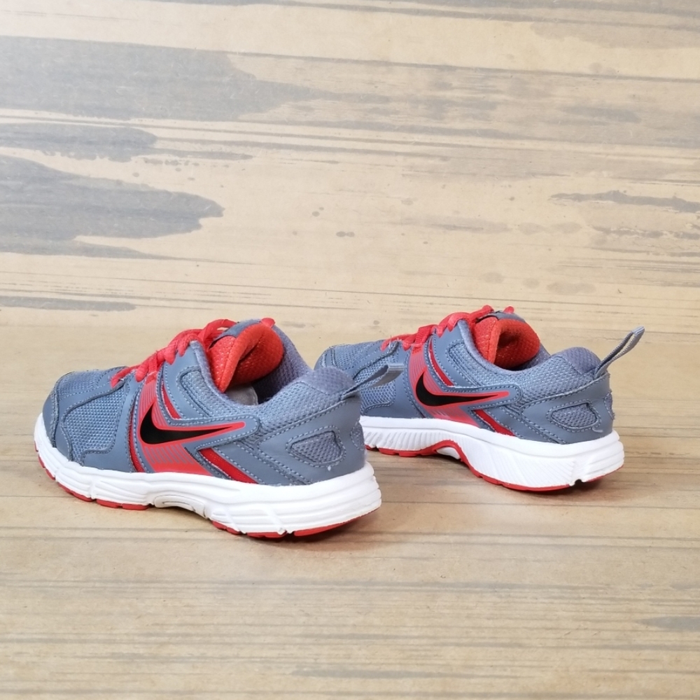 ***SOLD***Nike Dart 10 Kids Running Sneakers - Picture 4 of 8